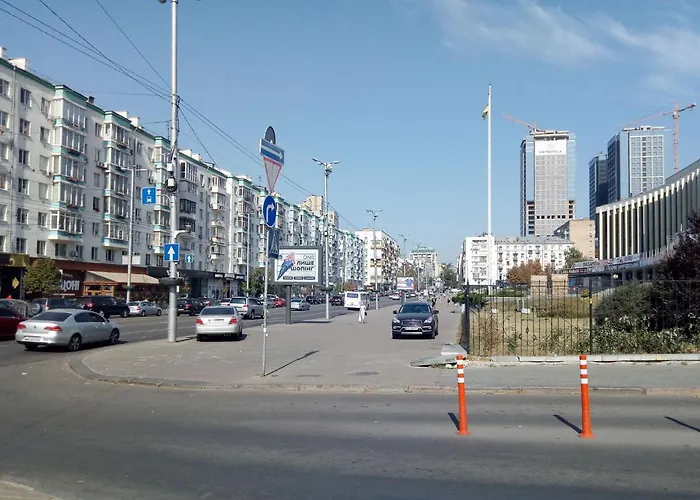 Двухкомнатная Вид На Дворец Украина