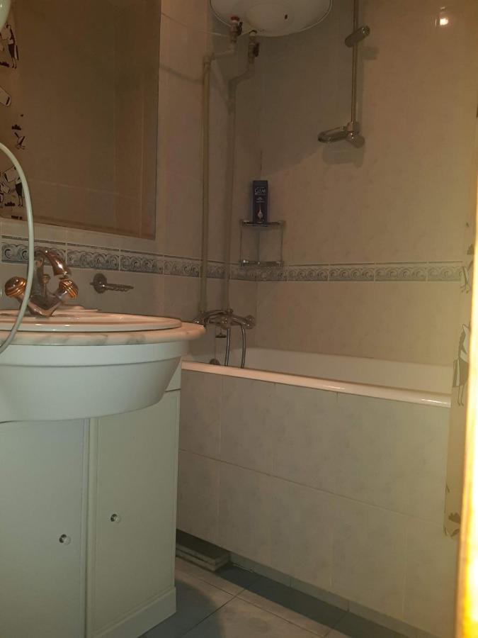 Apartment двухкомнатная вид на дворец украина *